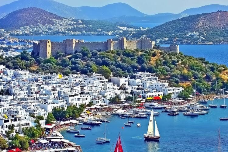 أجمل شواطئ تركيا الساحرة لقضاء عطلة صيفية لا تُنسى 3 شواطئ تركيا على سواحل بحر إيجة