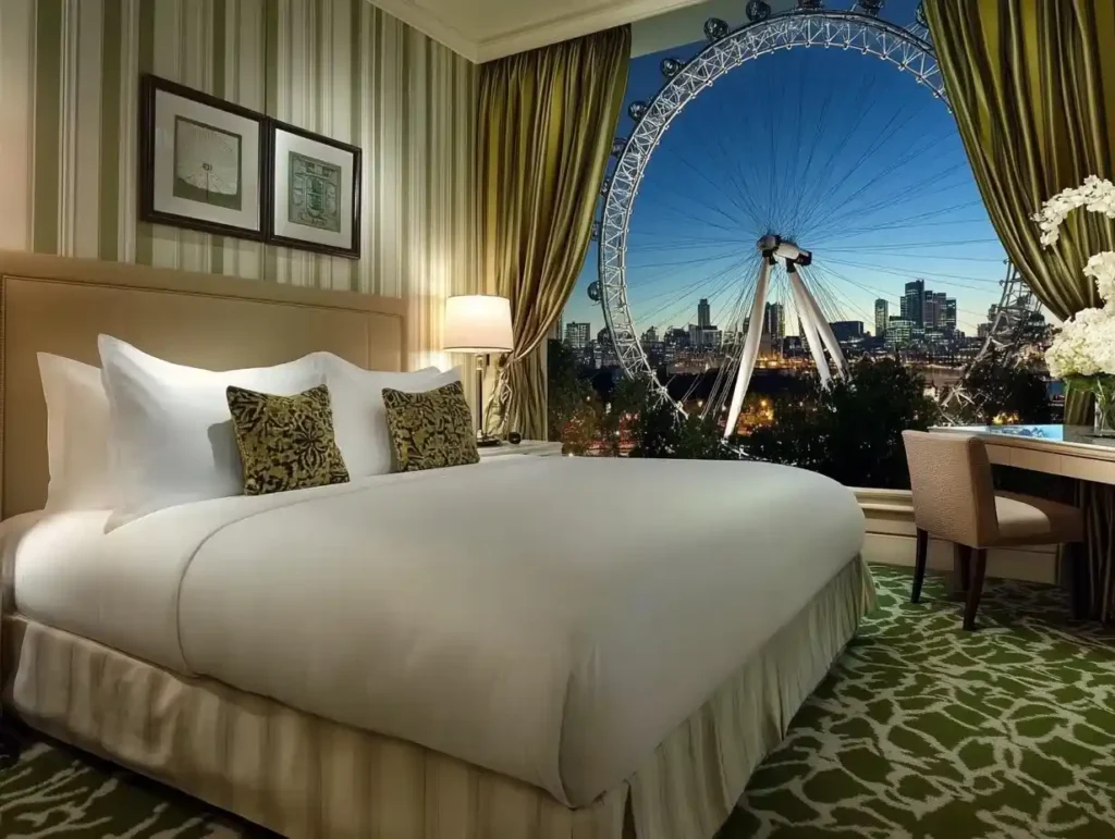 السياحة في لندن شهر في اغسطس