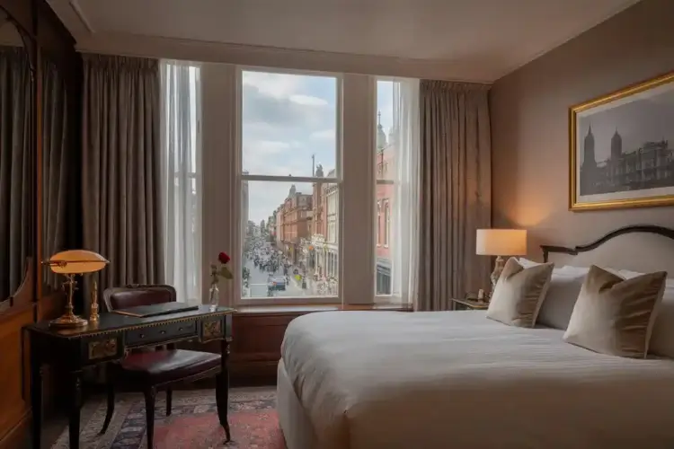 الفنادق القريبة من شارع العرب لندن