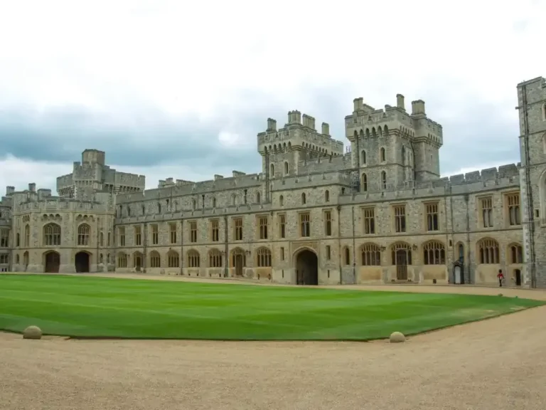 The State Apartments and lawn of the Upper Ward at Windsor Castle